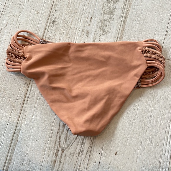 Acacia bikini bottom - Picture 2 of 4